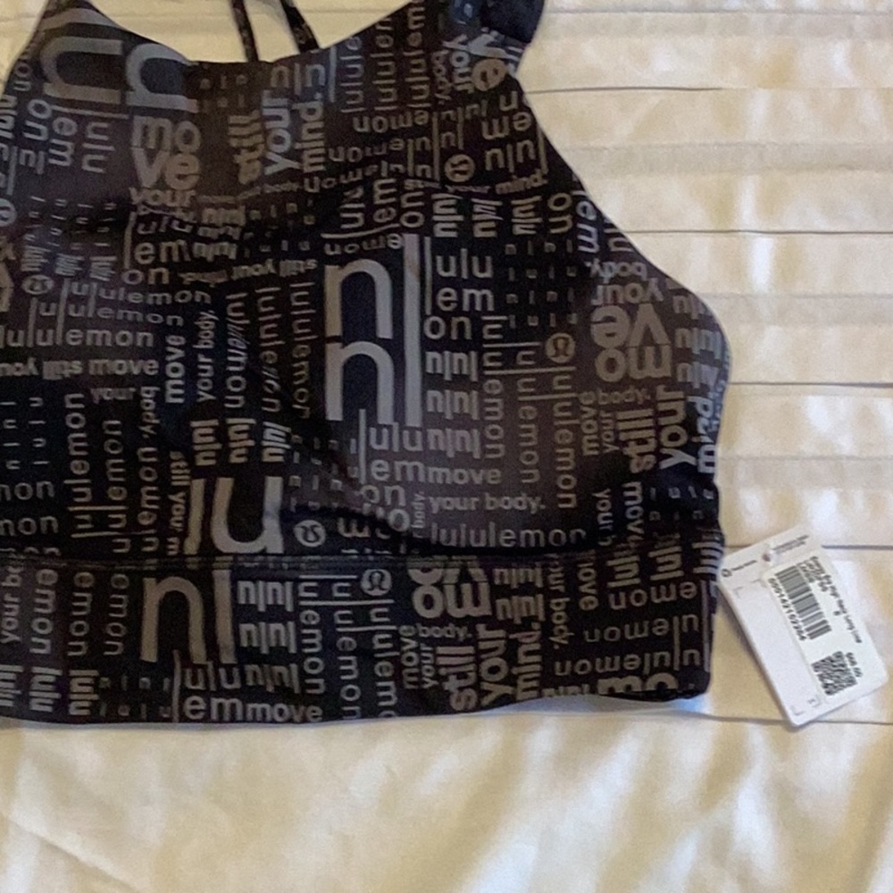 Lululemon Energy Bra High Neck Long Line size 8 NWT LMBB